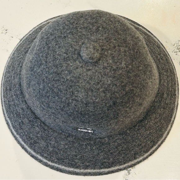 NWOT Kangol Stripe Casual Hat Color Flannel/Off White - Picture 10 of 10